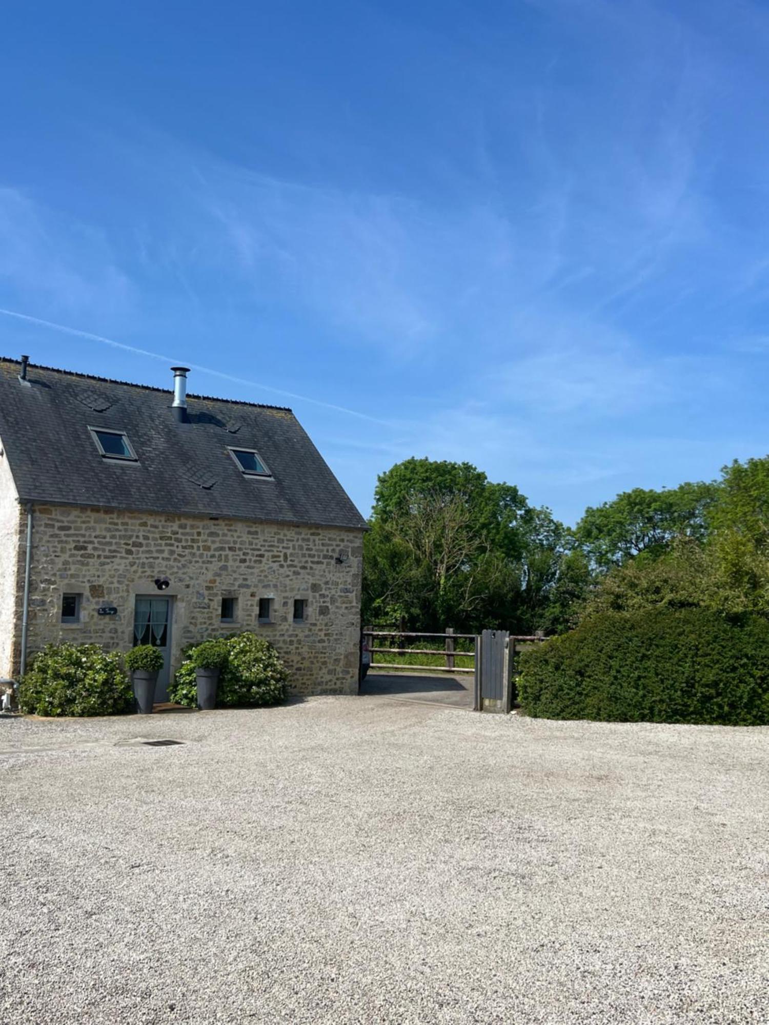 فيلا La Forge, Gite Familial,A Sainte Mere Eglise المظهر الخارجي الصورة